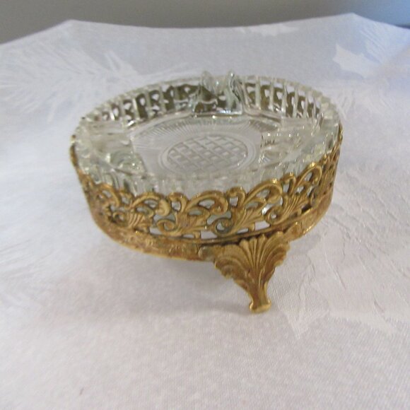 Vintage Ashray In decorative Metal - Picture 4 of 11